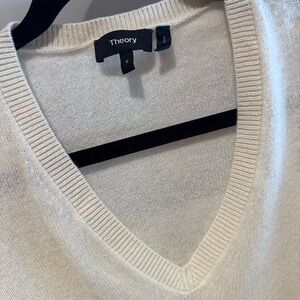 Theory V-neck Cashmere Sweater